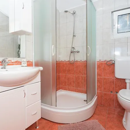 Klaudia Cista Velika * וודיצה