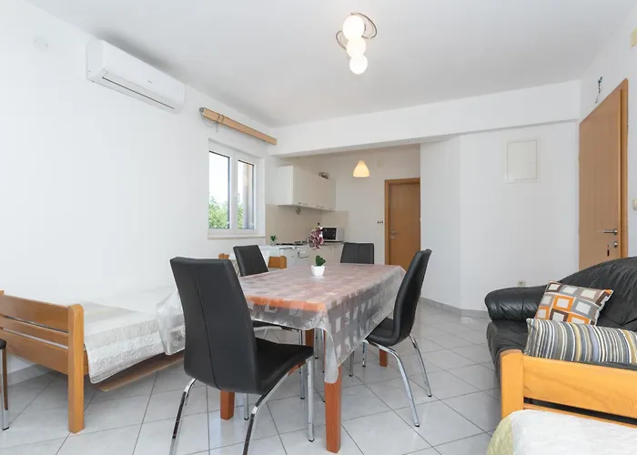 Appartement Klaudia Cista Velika *