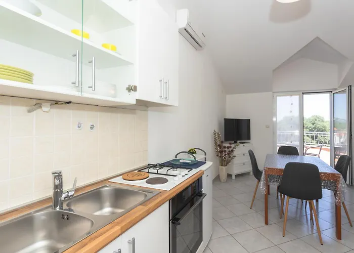 Klaudia Cista Velika Appartement