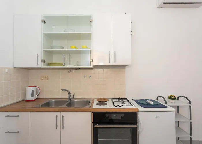 Klaudia Cista Velika * Vodice