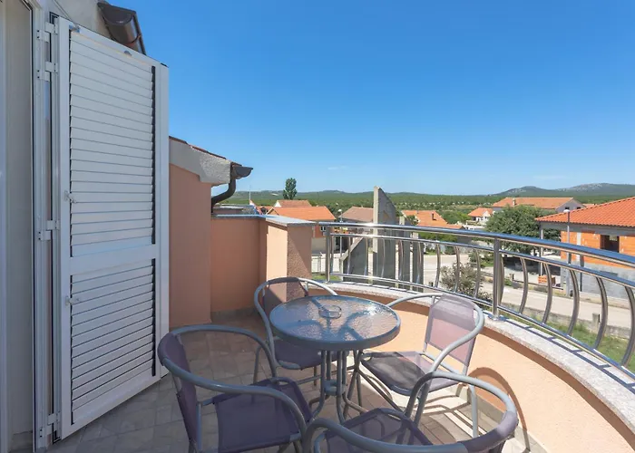 Klaudia Cista Velika Appartement