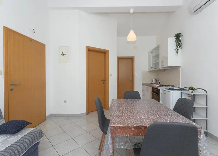 Klaudia Cista Velika * Vodice