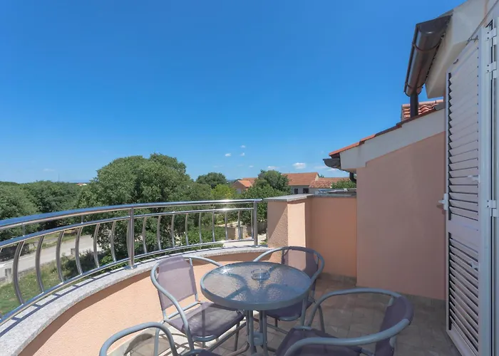 Klaudia Cista Velika